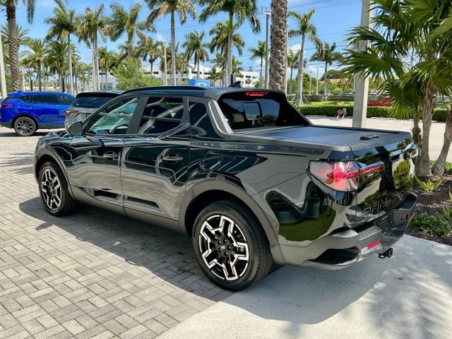 Used 2025 Hyundai Santa Cruz Limited AWD/4WD image 4