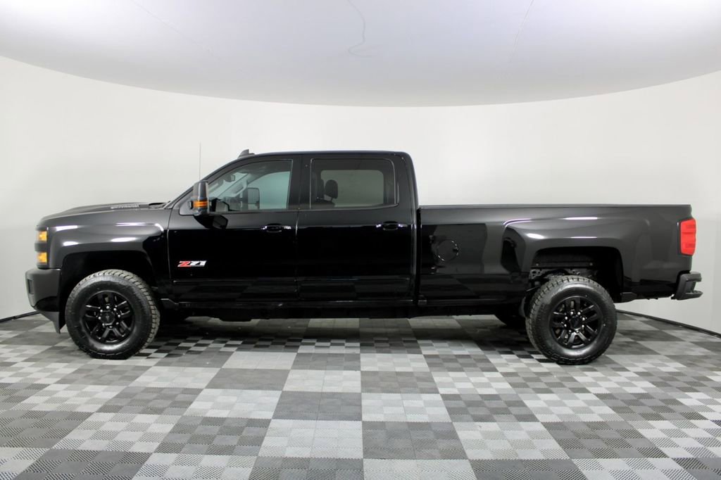 Used 2017 Chevrolet Silverado 2500 LTZ image 5