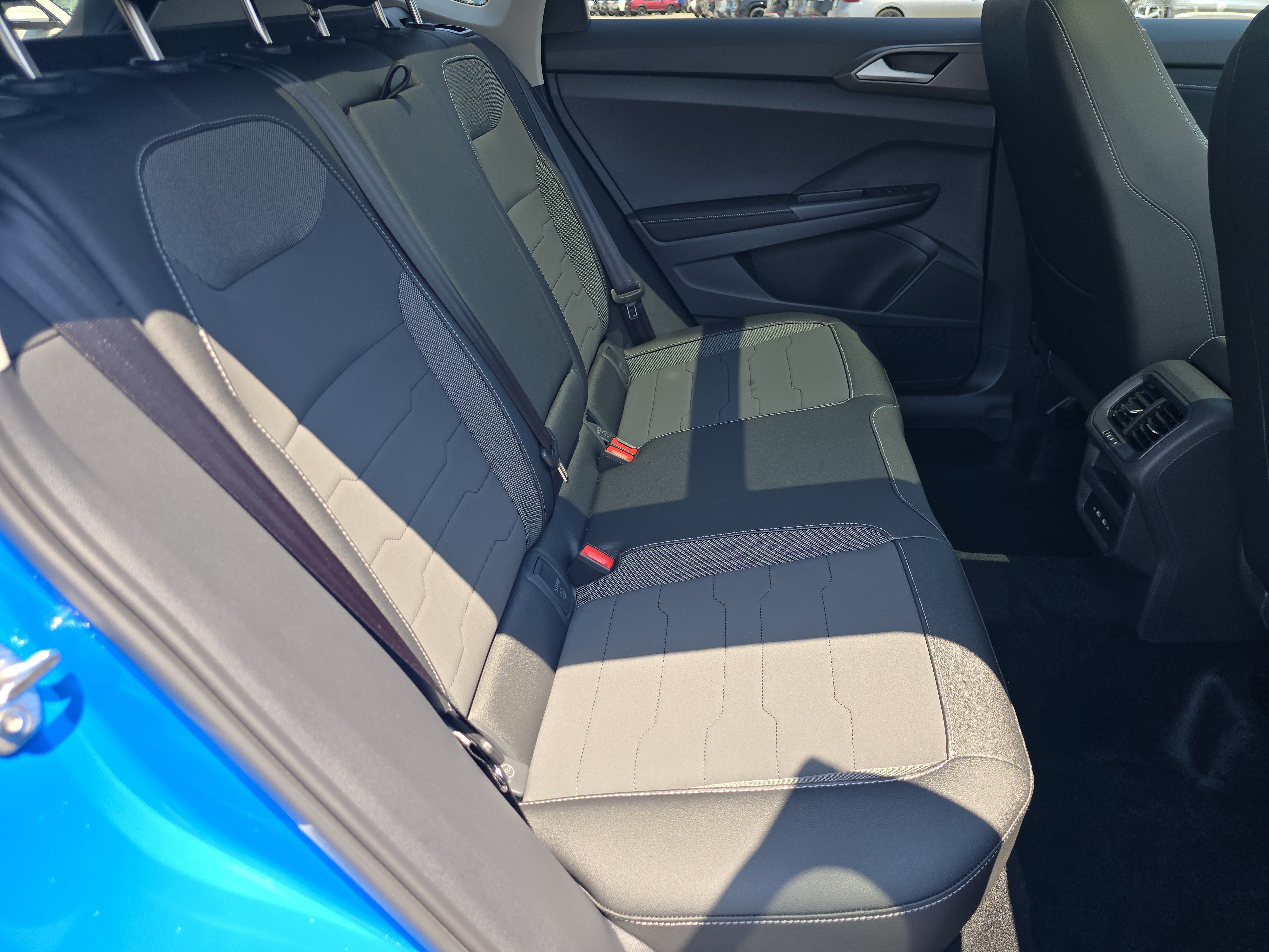 New 2026 Volkswagen Taos SE AWD/4WD image 17
