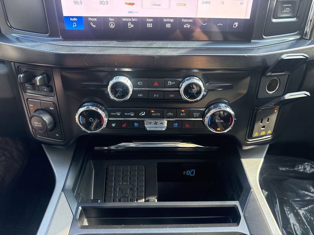 Used 2026 Ford F450 Lariat w/ Camper Package AWD/4WD image 25