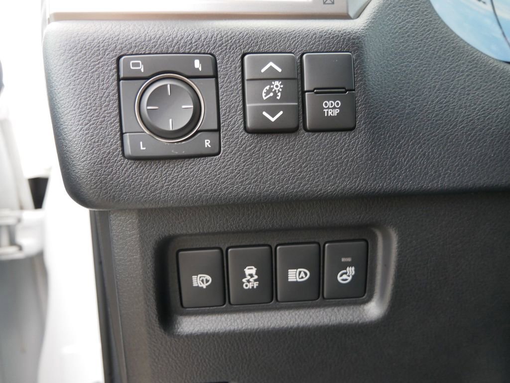 Certified 2023 Lexus GX 460 Premium w/ Premium Package AWD/4WD image 19