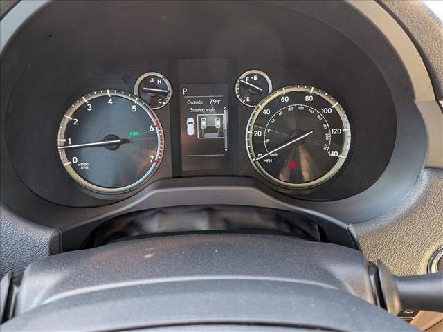 Used 2020 Lexus GX 460 Premium w/ Premium Package image 11