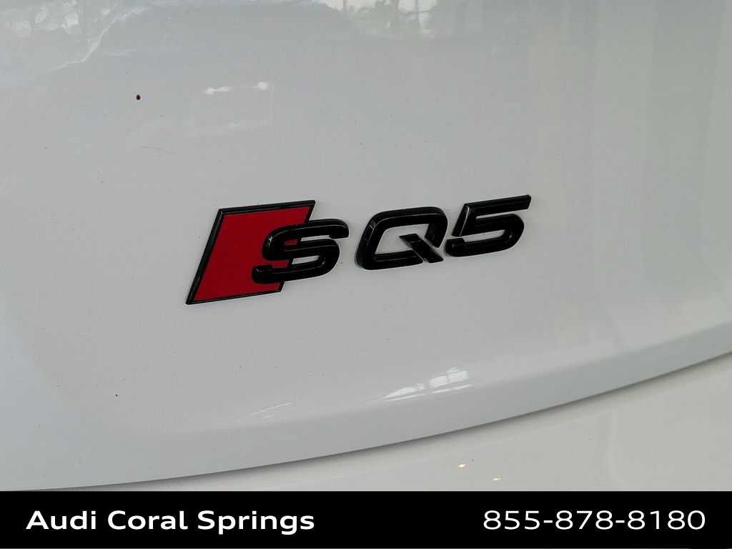 Used 2023 Audi SQ5 Prestige w/ Prestige Package AWD/4WD image 7