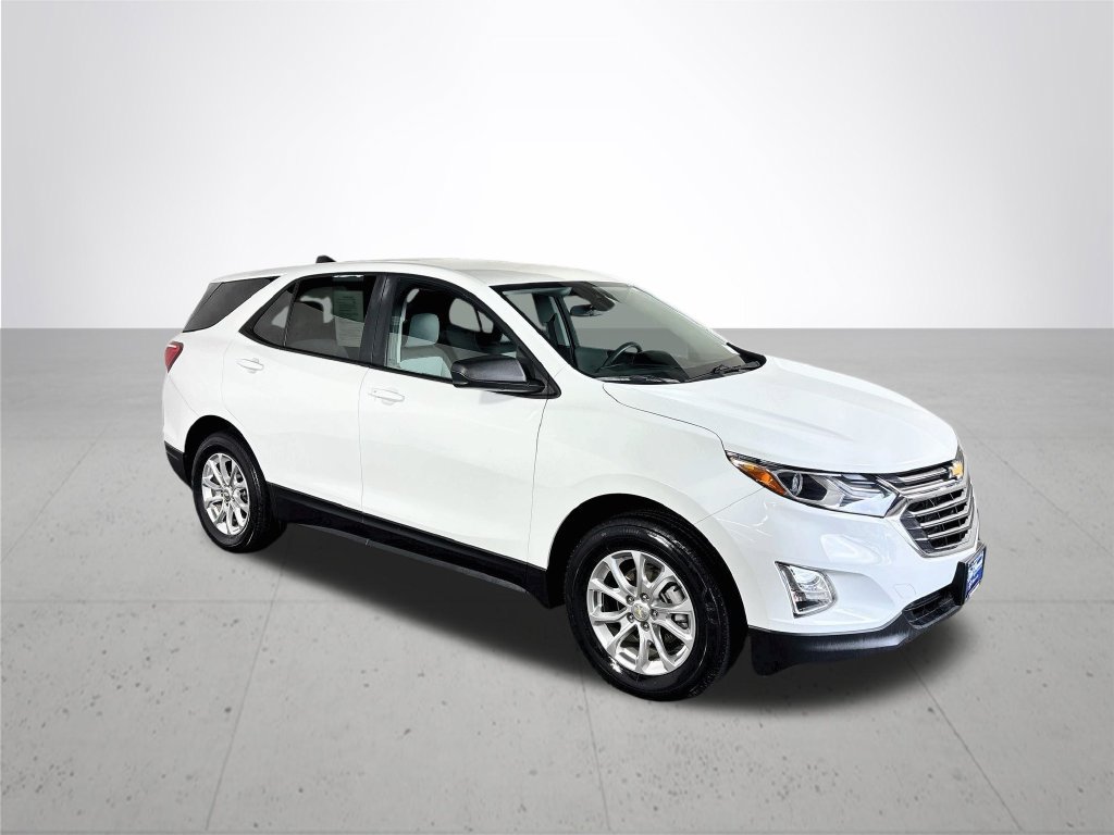 Used 2021 Chevrolet Equinox LS w/ LS Convenience Package AWD/4WD image 4