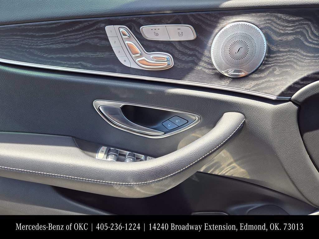Used 2018 Mercedes-Benz E 300 4MATIC image 17