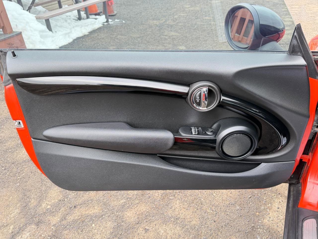 Used 2019 MINI Cooper 2-Door Hardtop w/ Storage Package image 16