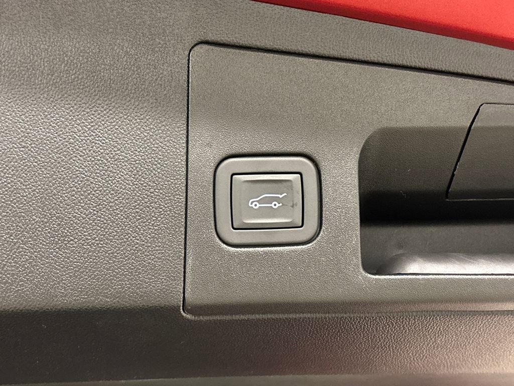 New 2026 Cadillac XT5 Luxury w/ LPO, Floor Liner Package image 18