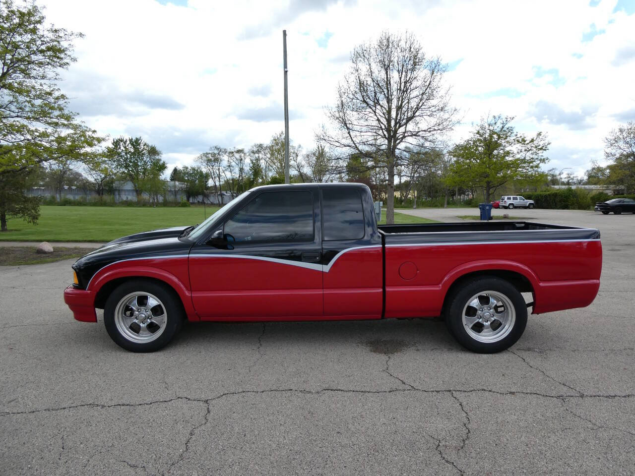 Used 1997 GMC Sonoma SLS w/ Sport Marketing Option Pkg RWD image 8