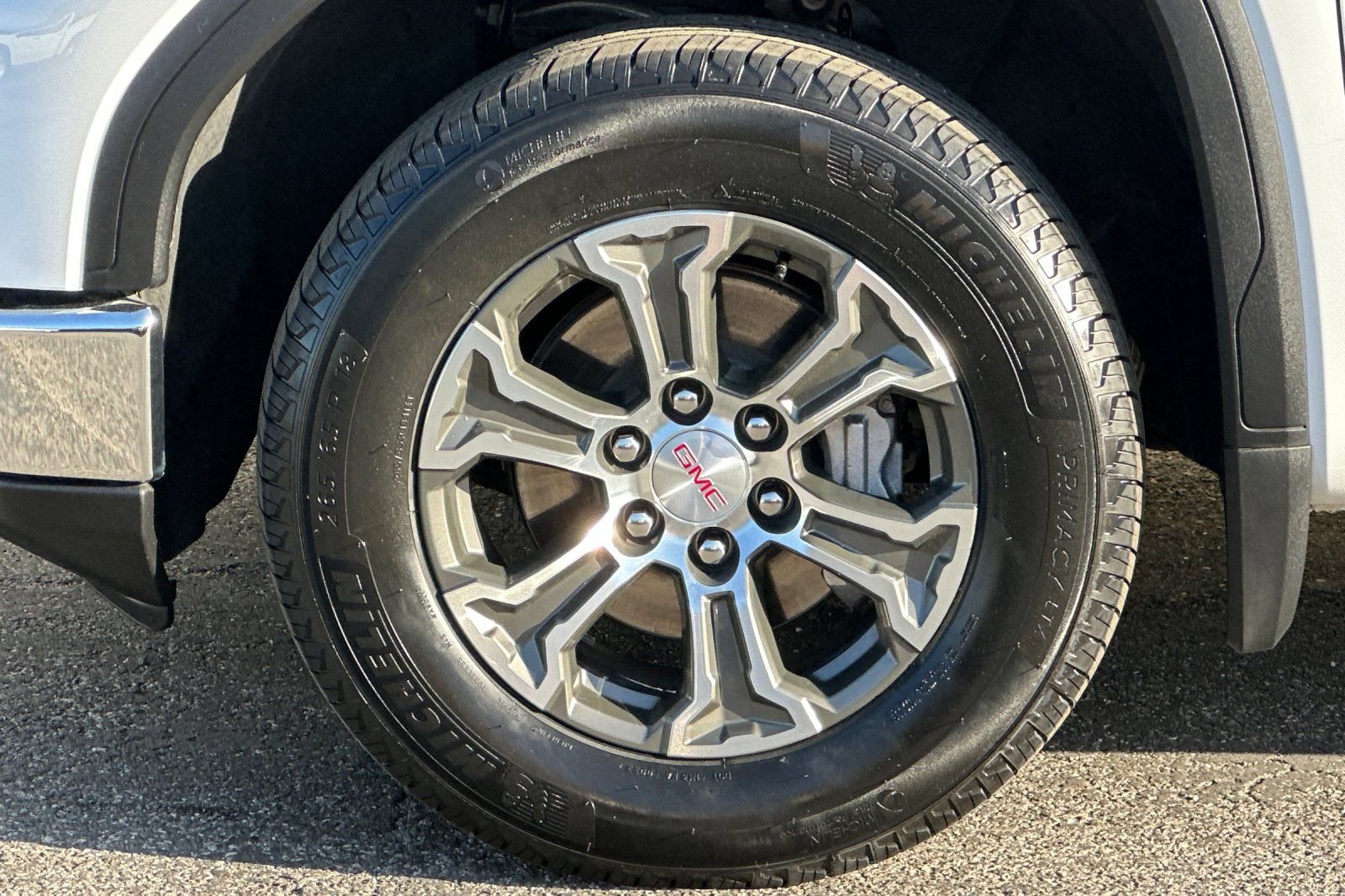 Certified 2025 GMC Sierra 1500 SLT image 35