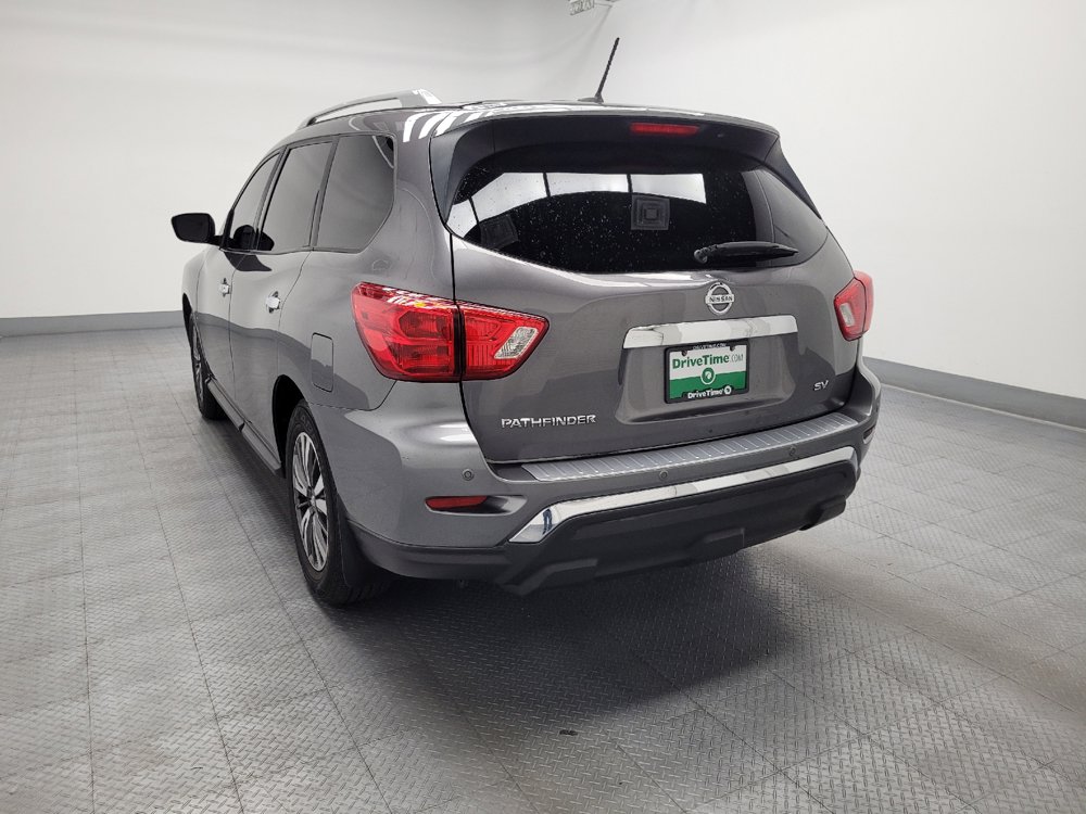 Used 2017 Nissan Pathfinder SV FWD image 5