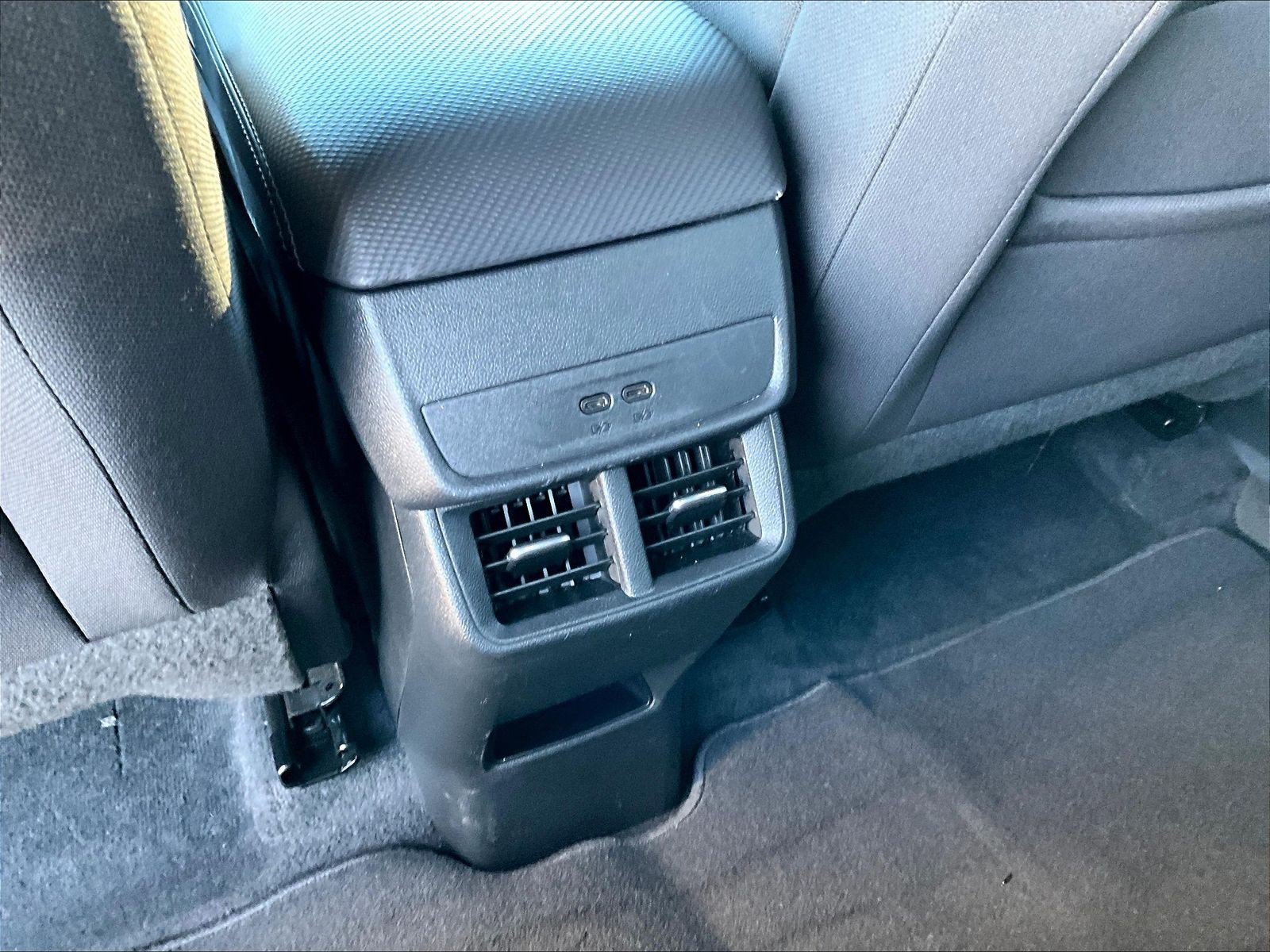 Used 2026 Chevrolet Equinox LT w/ LPO, Floor Liner Package FWD image 10