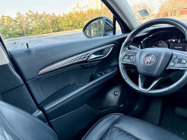 Used 2023 Buick Envision Avenir image 22