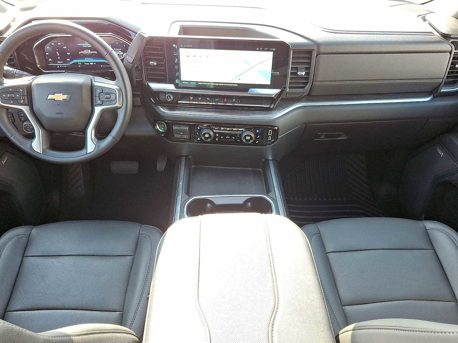 Used 2024 Chevrolet Silverado 3500 LTZ w/ LTZ Convenience Package image 27