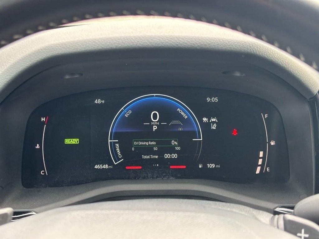 Used 2025 Toyota Camry SE image 29