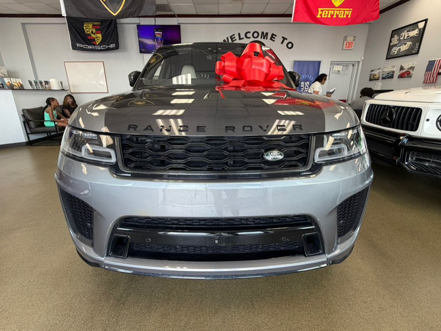 Used 2022 Land Rover Range Rover Sport SVR AWD/4WD image 6