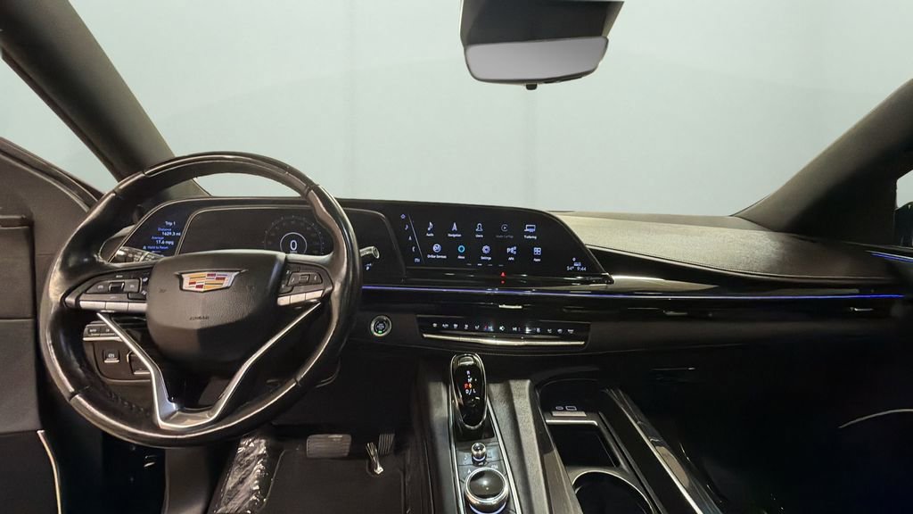 Used 2024 Cadillac Escalade Sport AWD/4WD image 10