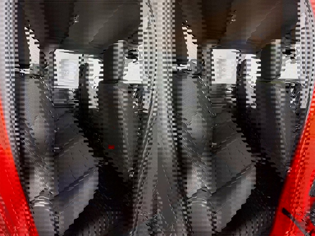 New 2025 GMC Sierra 2500 Pro w/ Convenience Package image 18