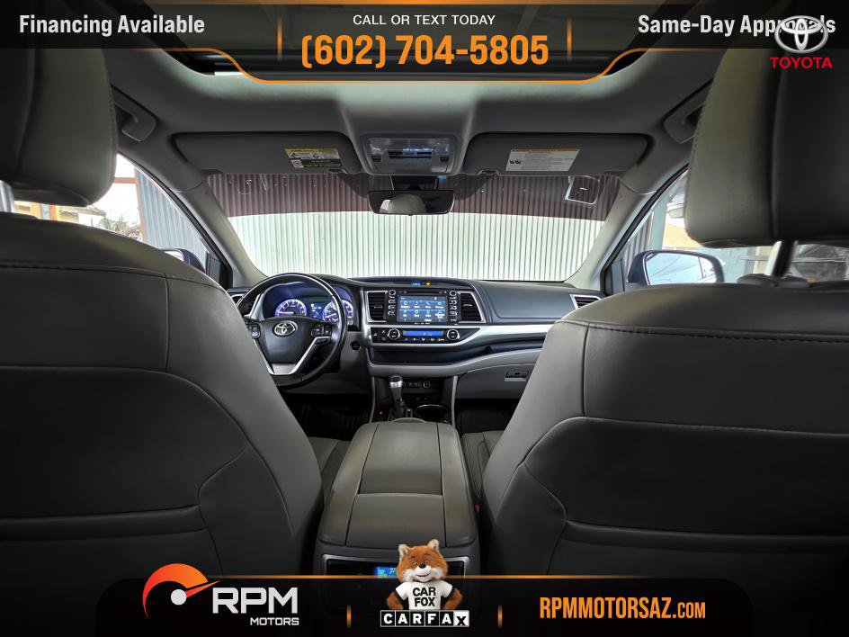 Used 2018 Toyota Highlander XLE AWD/4WD image 8