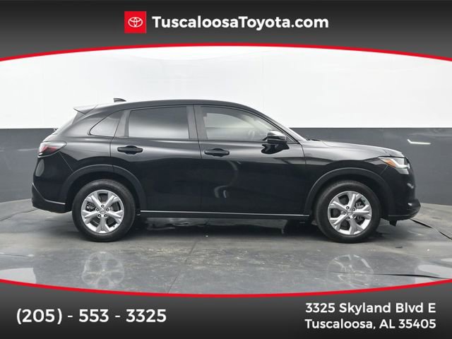 Used 2023 Honda HR-V LX image 1