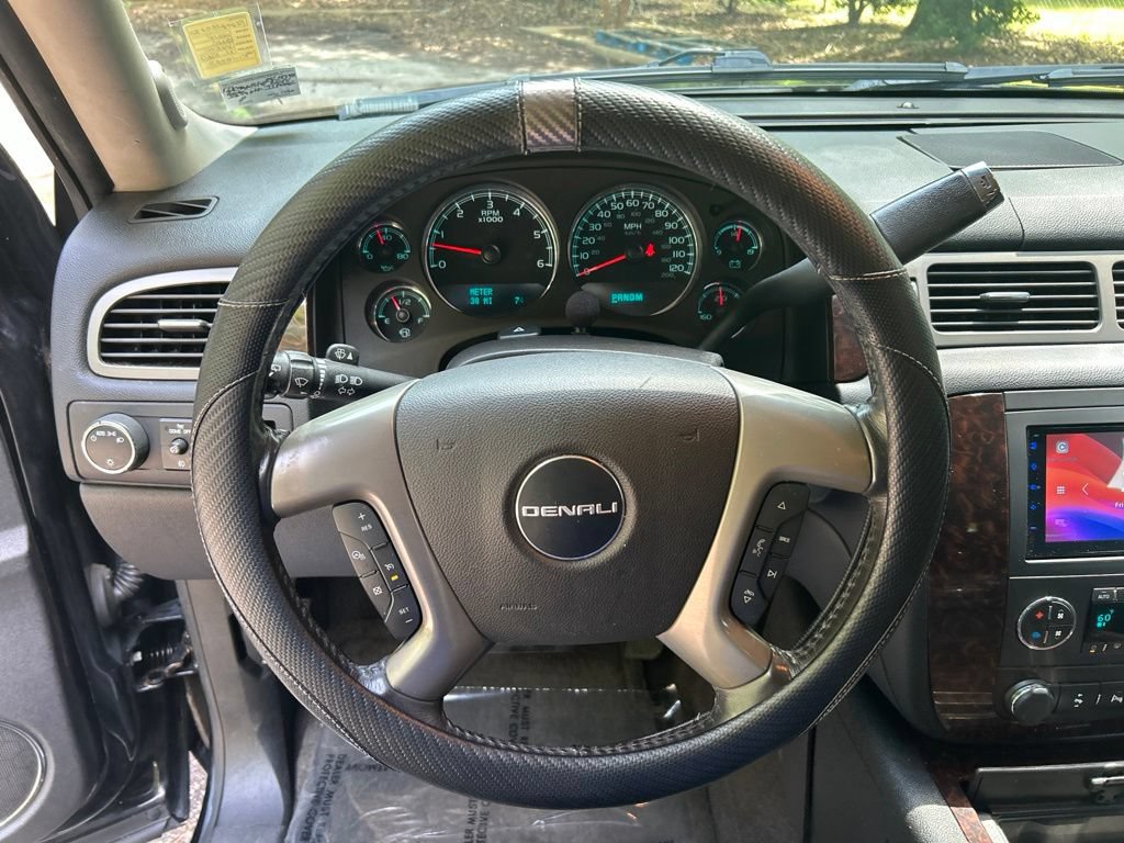 Used 2014 GMC Yukon XL Denali AWD/4WD image 22