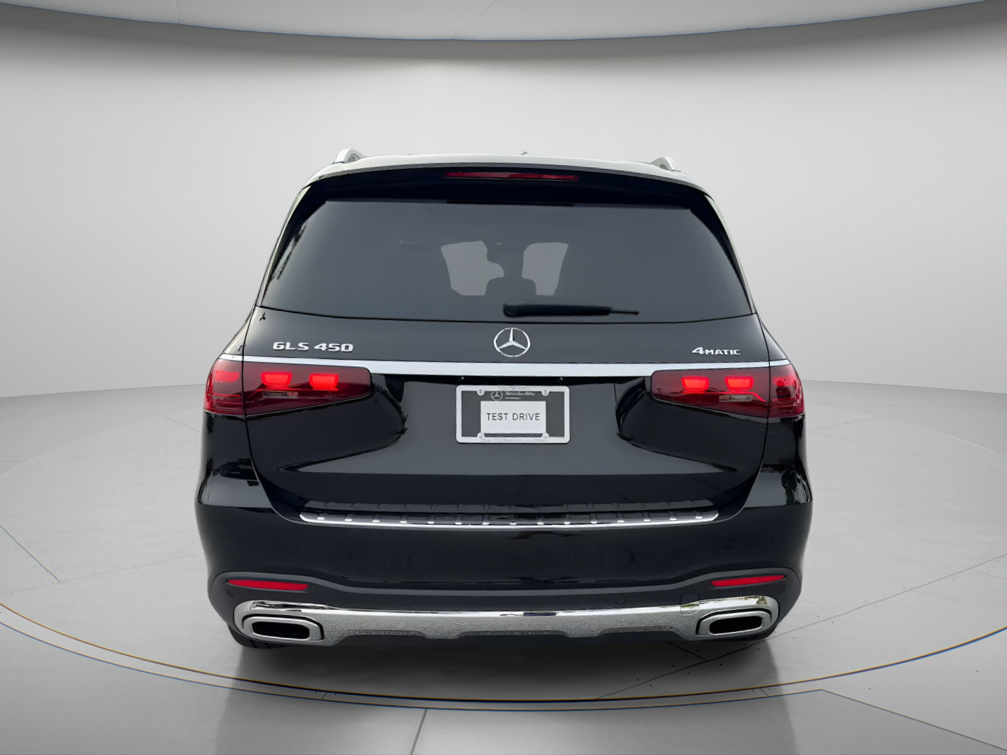 Certified 2026 Mercedes-Benz GLS 450 4MATIC image 4