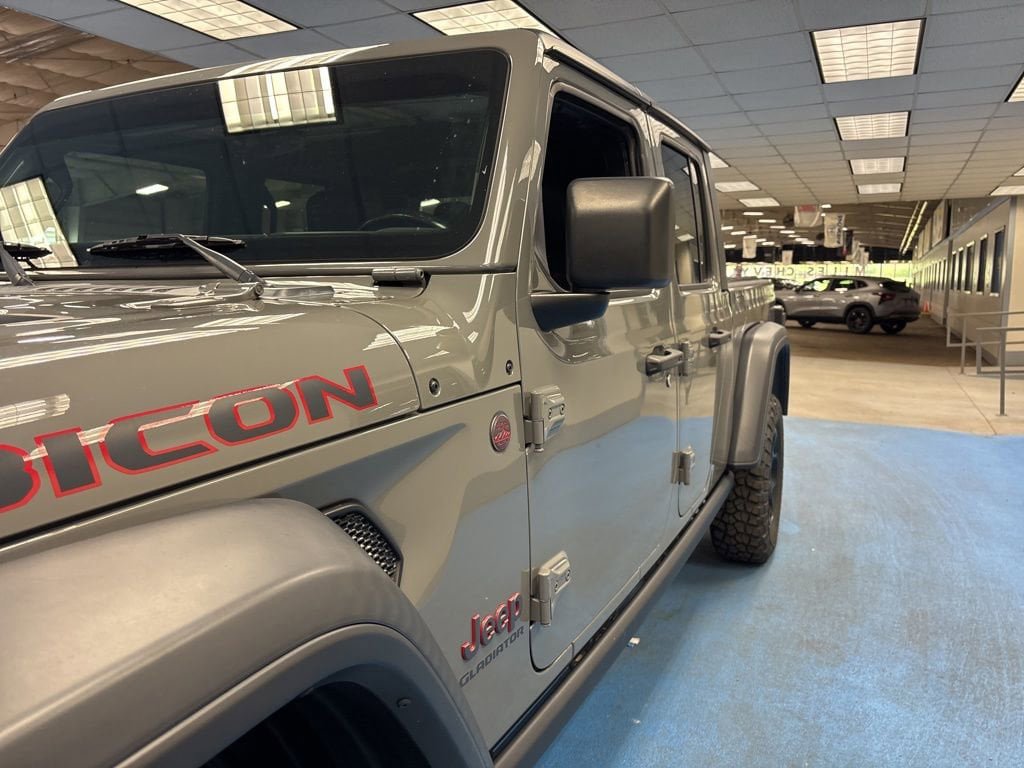 Used 2020 Jeep Gladiator Rubicon AWD/4WD image 16
