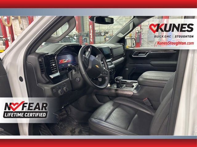 Used 2025 Chevrolet Silverado 1500 LTZ w/ LTZ Premium Package image 15