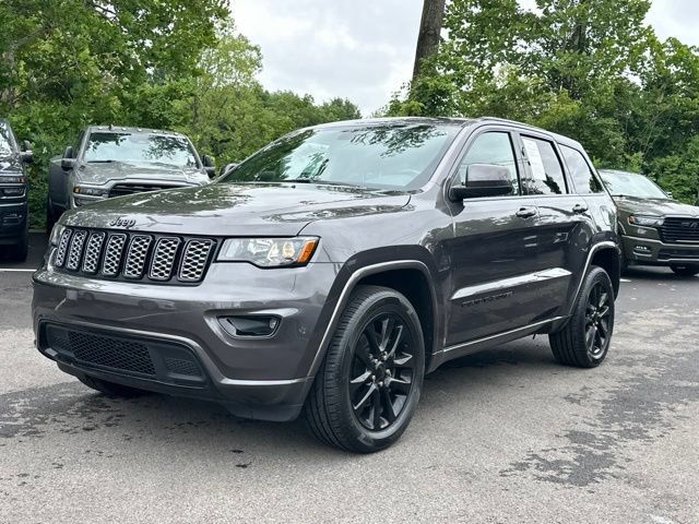 Used 2021 Jeep Grand Cherokee Laredo X AWD/4WD image 22