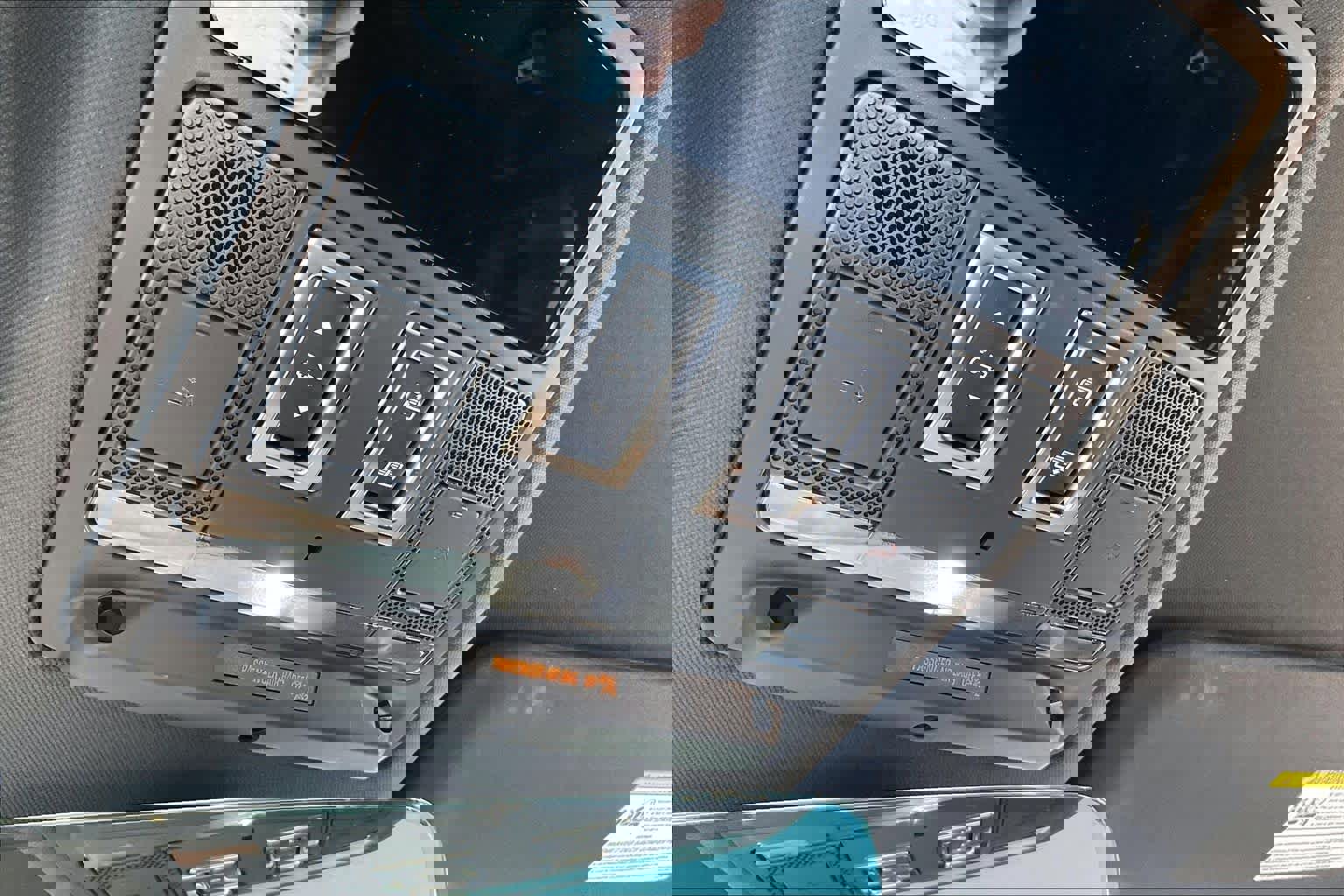 Used 2025 Land Rover Defender 110 S image 36