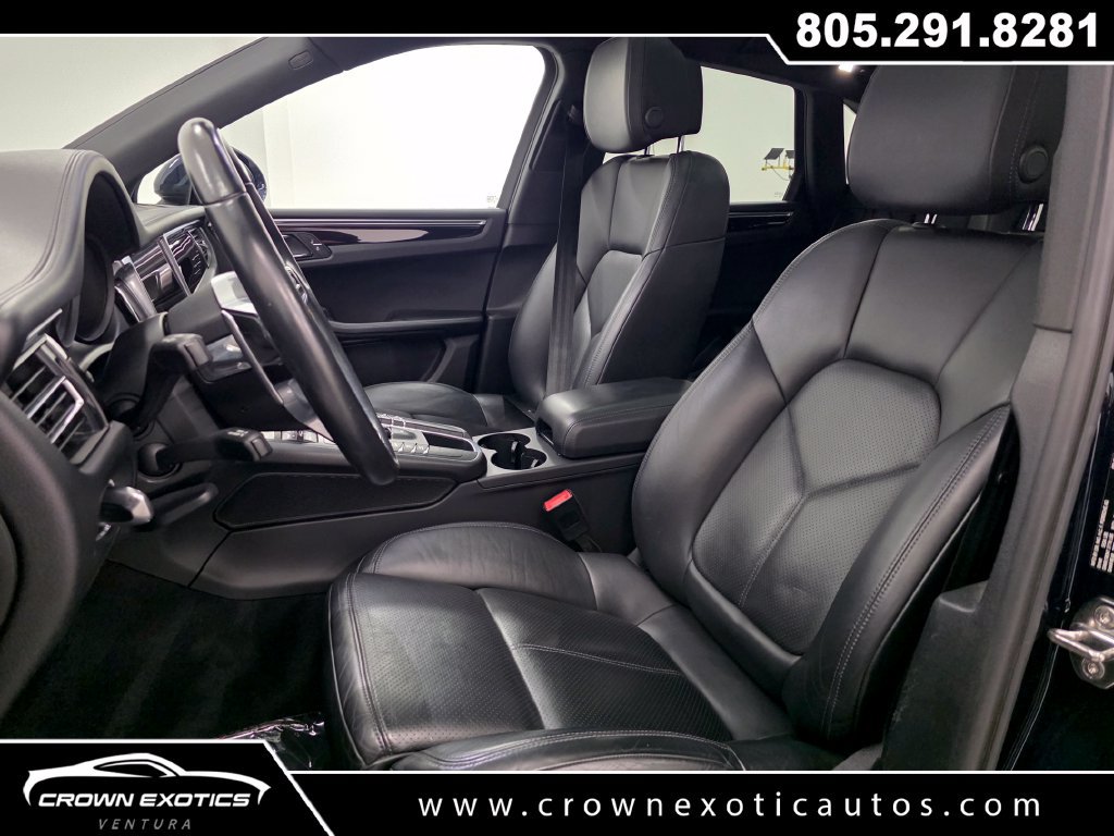 Used 2021 Porsche Macan AWD/4WD image 23