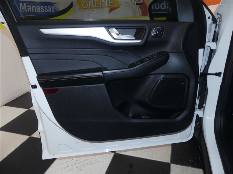 Used 2022 Ford Escape SEL w/ Technology Package FWD image 23