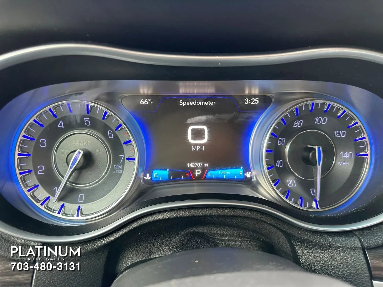 Used 2015 Chrysler 300 Limited image 9