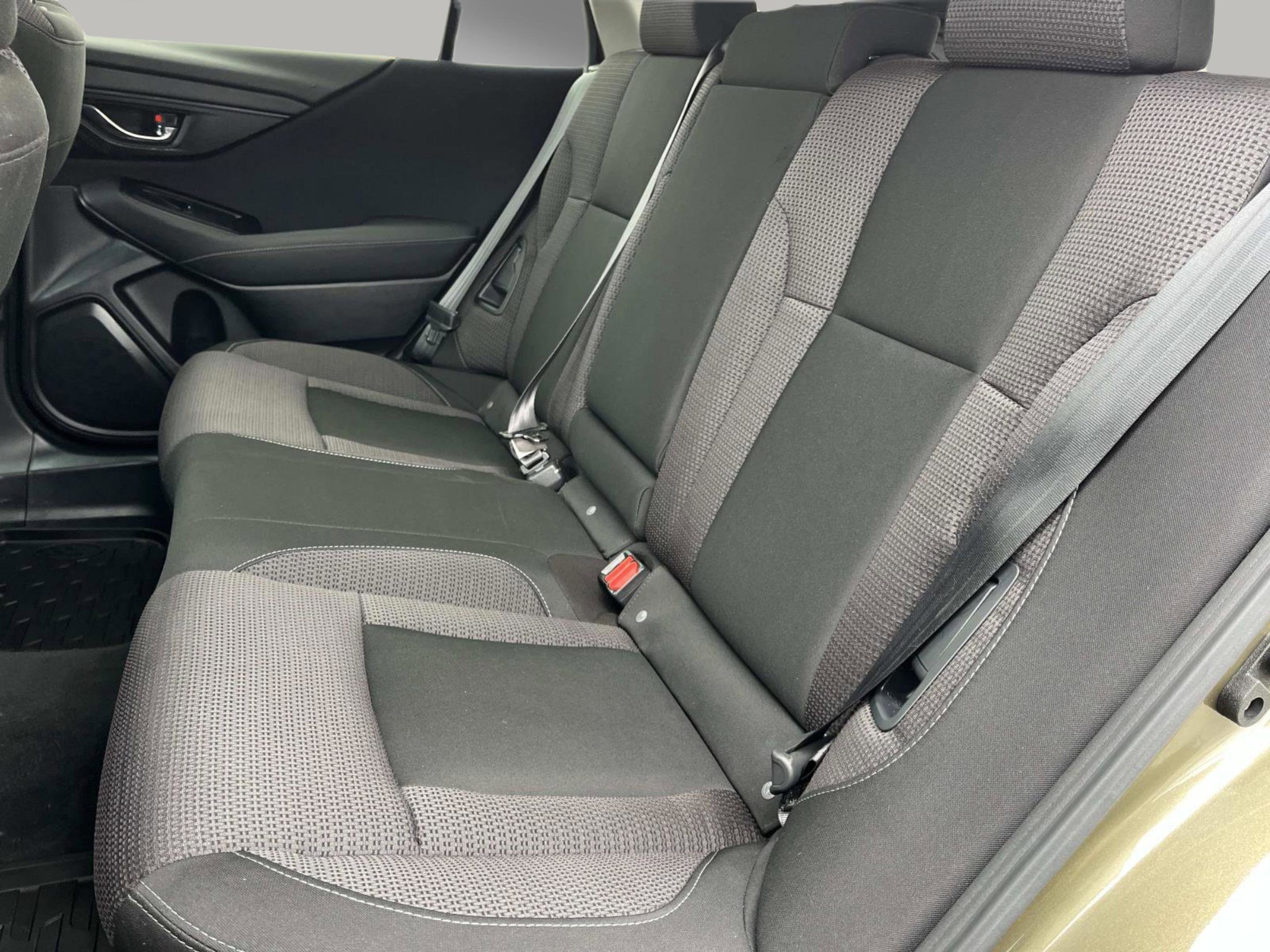 Used 2020 Subaru Outback Premium image 20