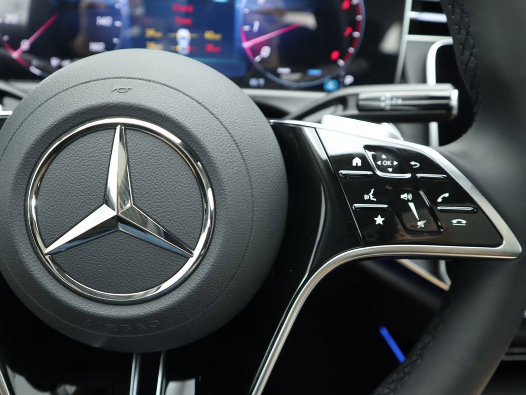 Used 2025 Mercedes-Benz E 450 4MATIC All-Terrain Wagon image 13