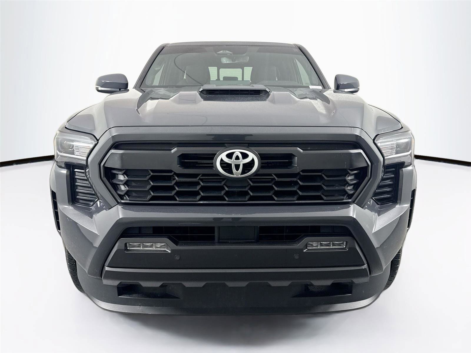 Used 2024 Toyota Tacoma TRD Sport image 3