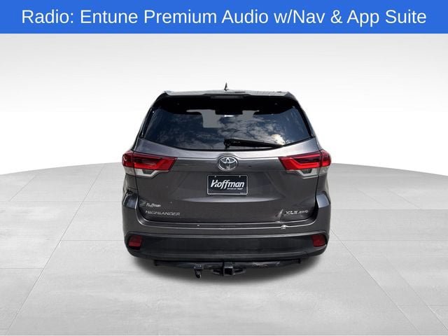 Used 2019 Toyota Highlander XLE AWD/4WD image 6