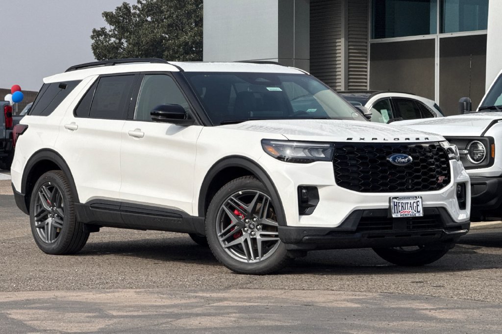 New 2026 Ford Explorer ST w/ Sun And Sound Package