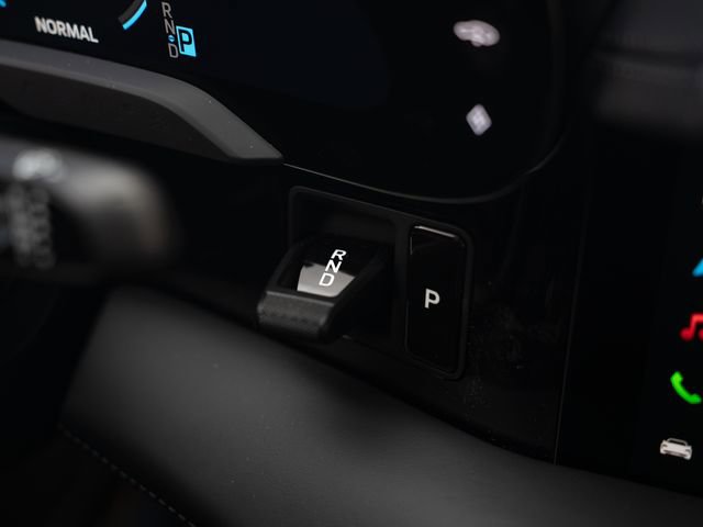 New 2026 Porsche Taycan AWD/4WD image 29