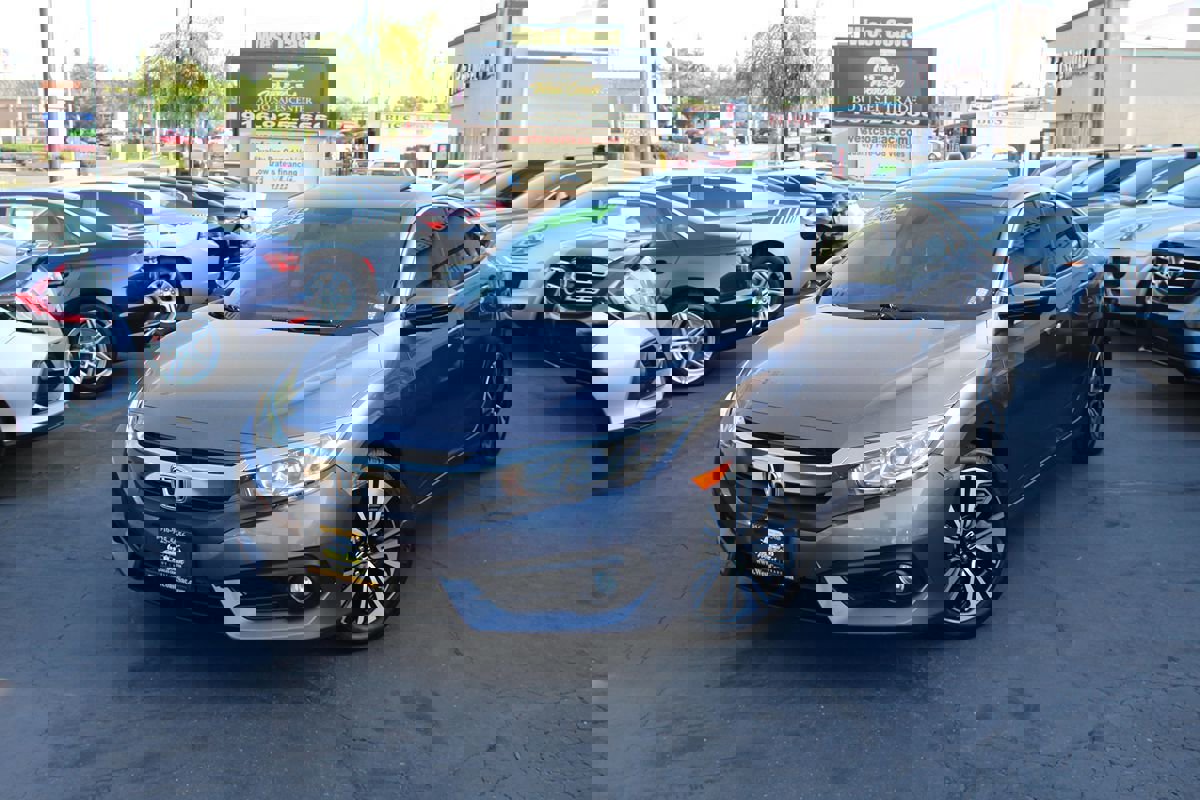 Used 2017 Honda Civic EX-T image 37