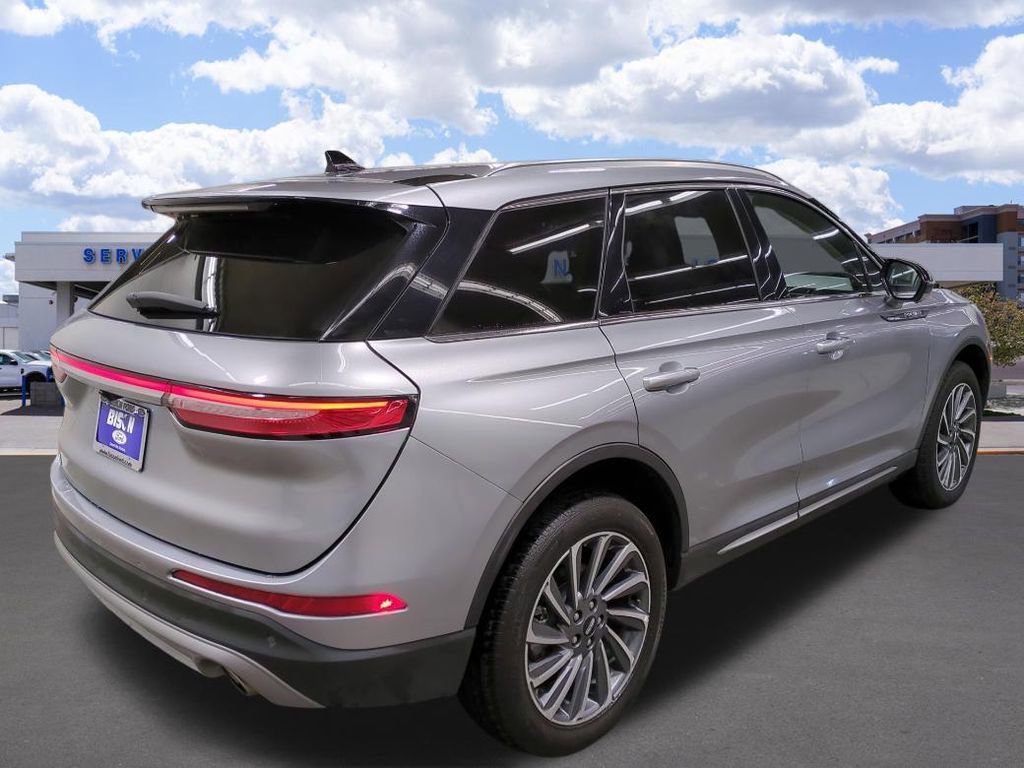 Used 2024 Lincoln Corsair Reserve w/ Equipment Group 201A image 3