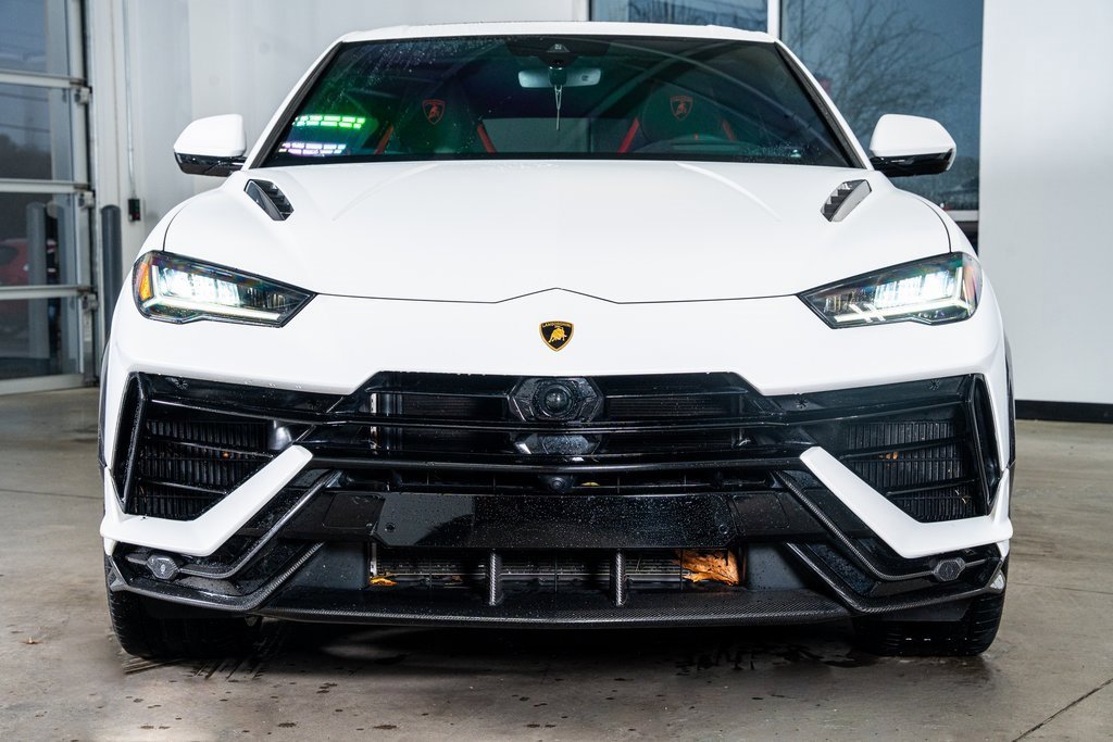 Used 2024 Lamborghini Urus Performante image 3