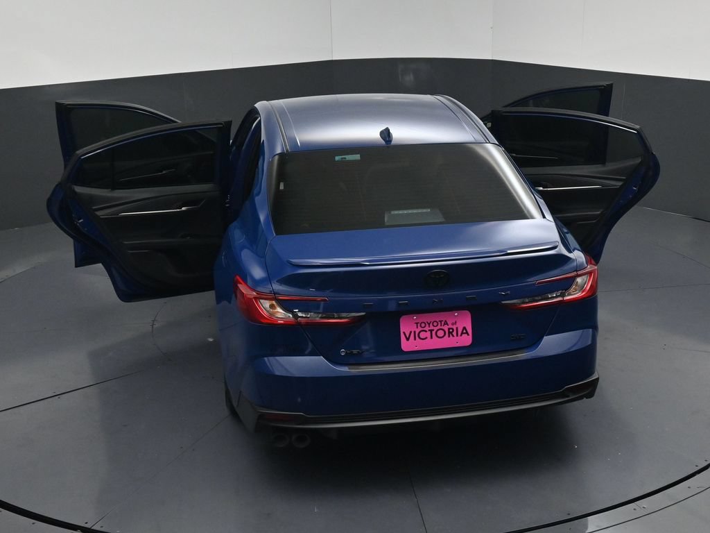 Used 2025 Toyota Camry SE w/ Convenience Package FWD image 22