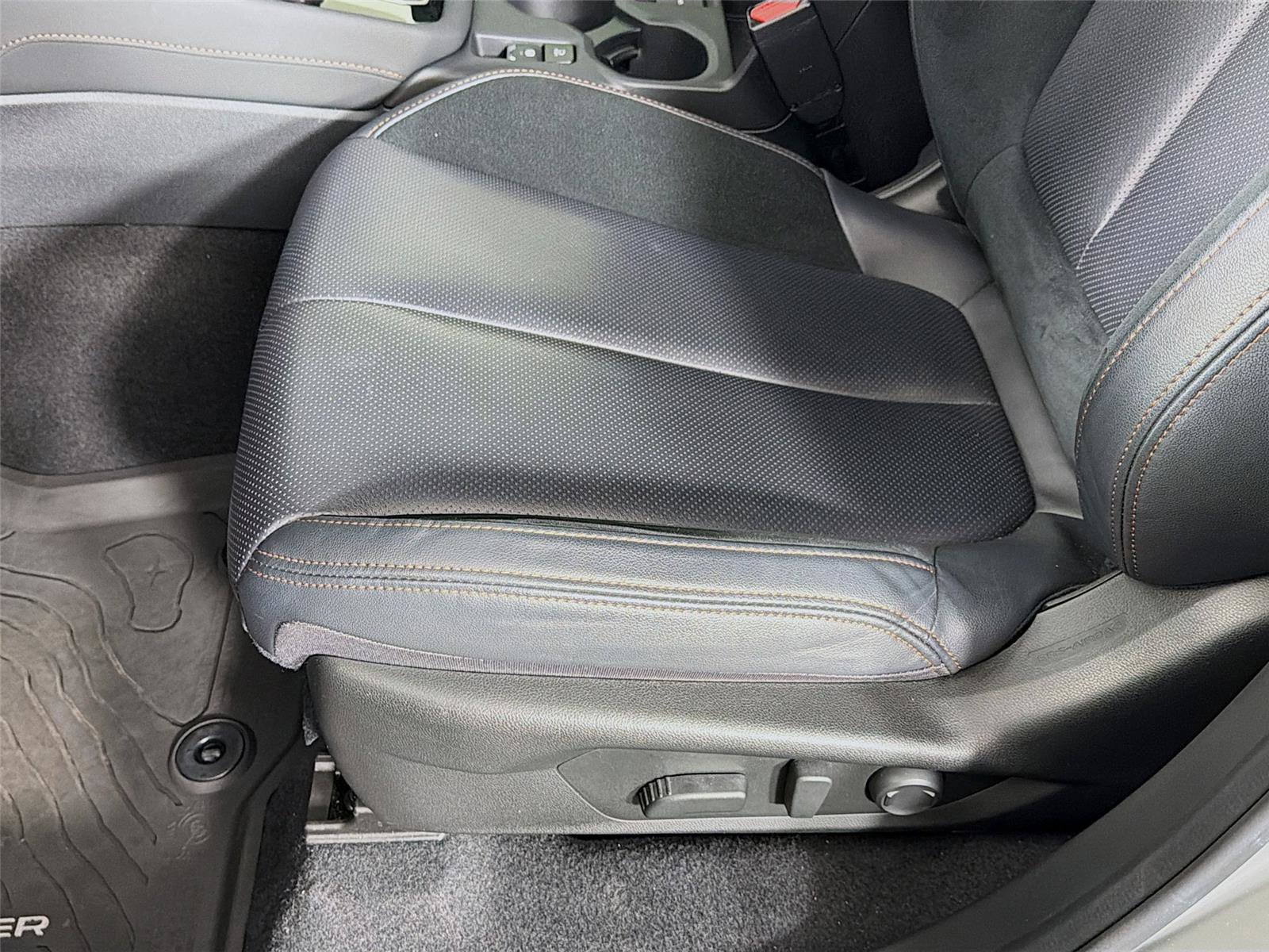 Used 2025 Subaru Forester Touring AWD/4WD image 15