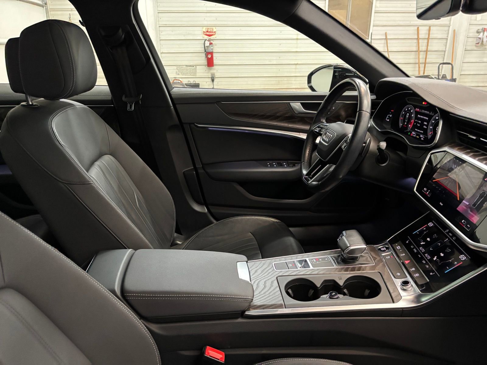 Used 2021 Audi A6 2.0T Premium image 28