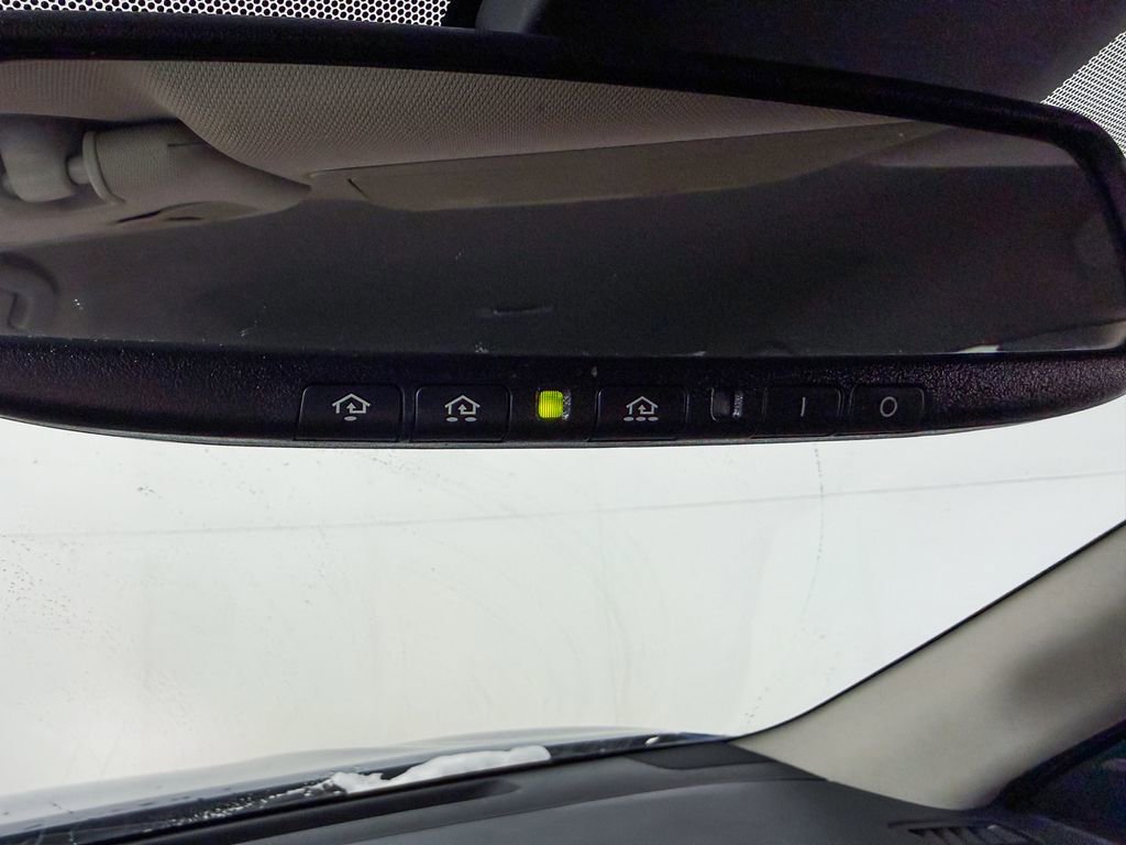 Used 2018 Nissan Rogue SL image 28