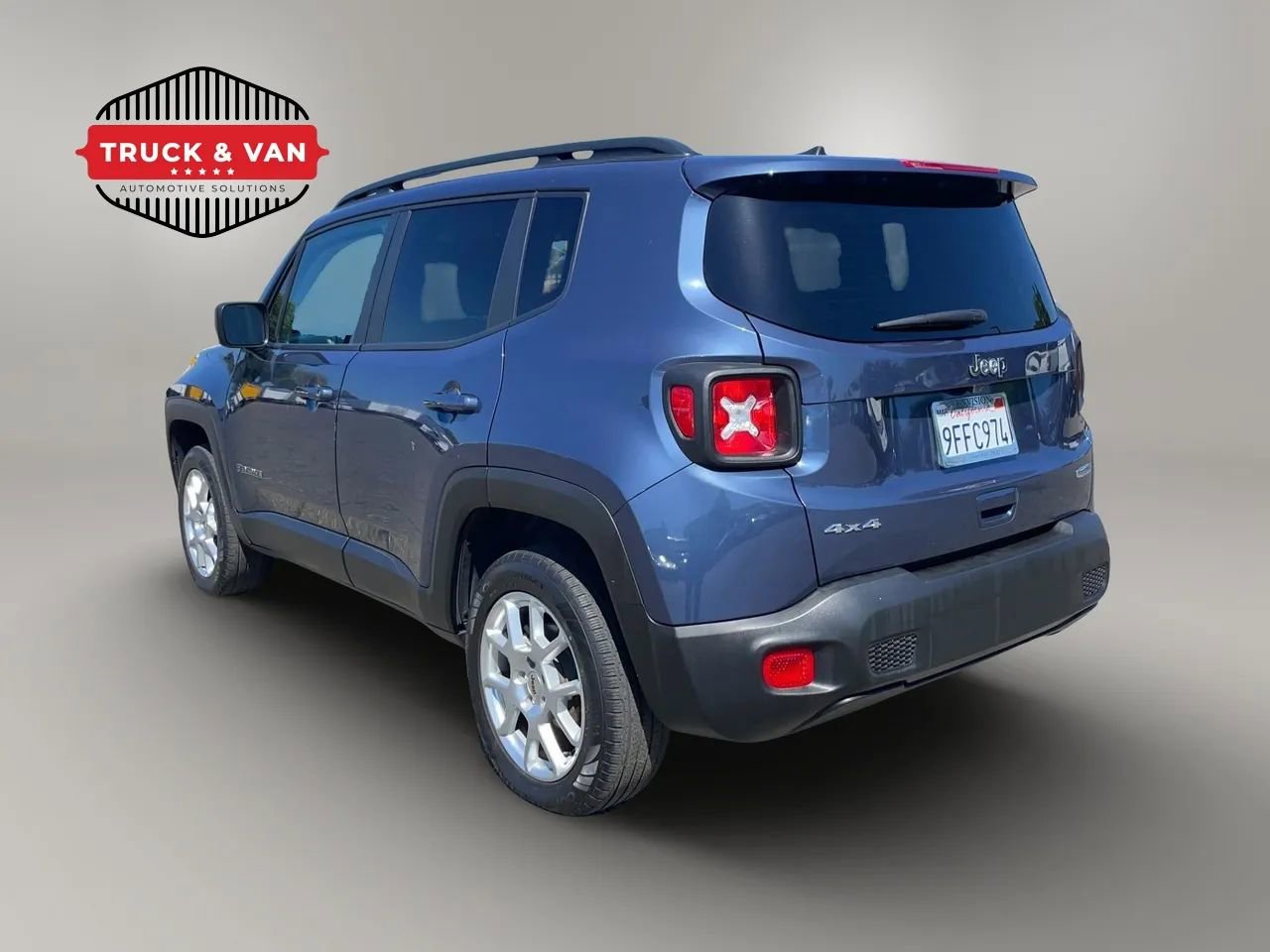 Used 2022 Jeep Renegade Latitude AWD/4WD image 8