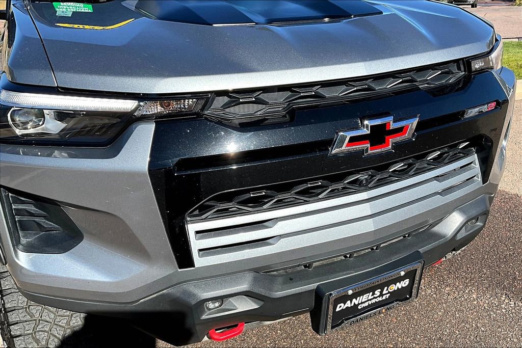 Used 2023 Chevrolet Colorado ZR2 w/ ZR2 Convenience Package III image 31