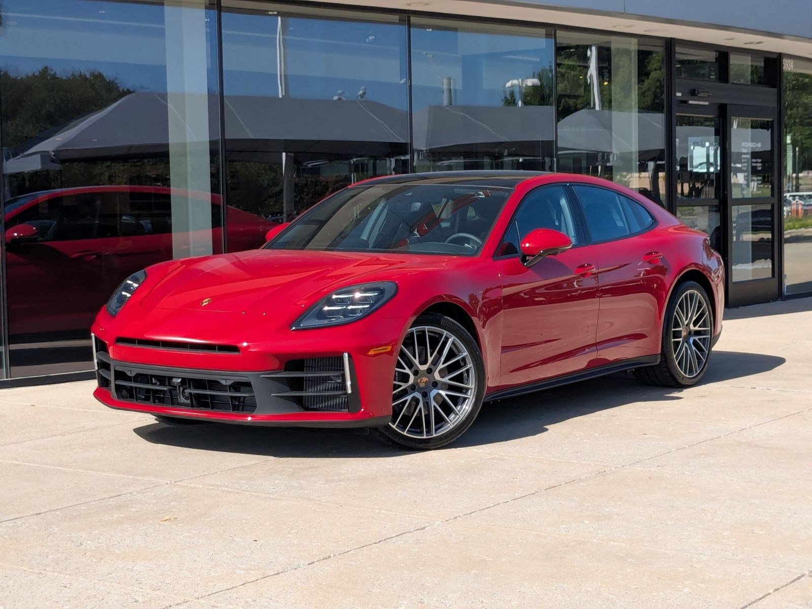 New 2025 Porsche Panamera