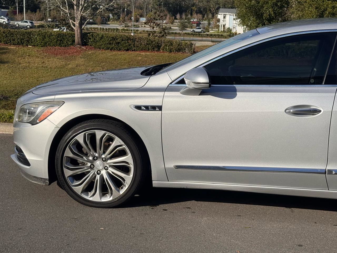 Used 2018 Buick LaCrosse Essence w/ Dynamic Drive Package image 6