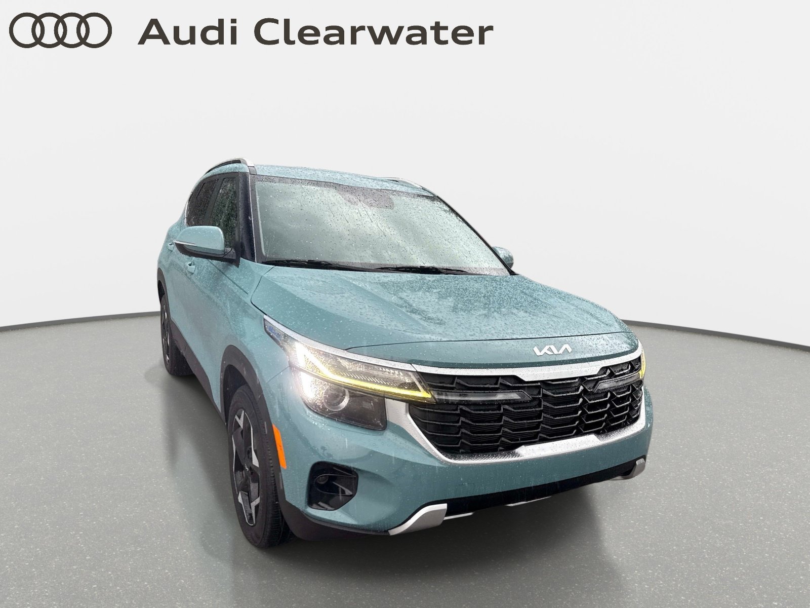 Used 2025 Kia Seltos EX FWD image 7